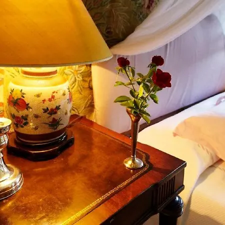 Bastia Sleeps 9 Pool Air Con Wifi Villa