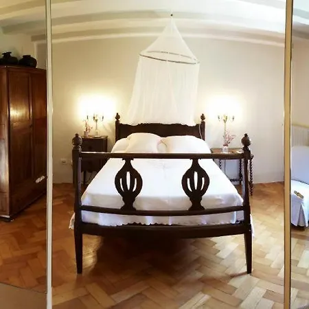 Bastia Sleeps 9 Pool Air Con Wifi Casa Minolle