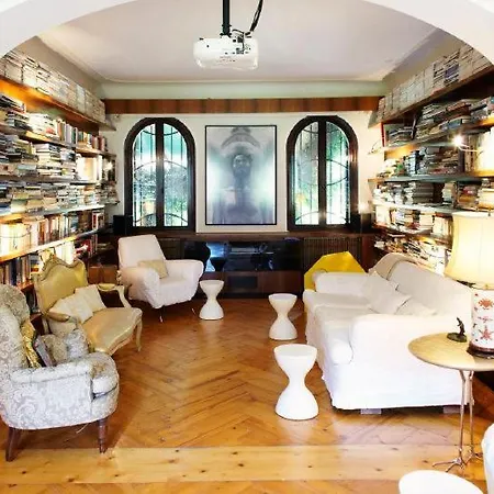 Bastia Sleeps 9 Pool Air Con Wifi * Casa Minolle