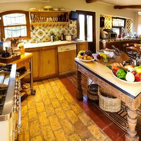 Villa Bastia Sleeps 9 Pool Air Con Wifi Casa Minolle